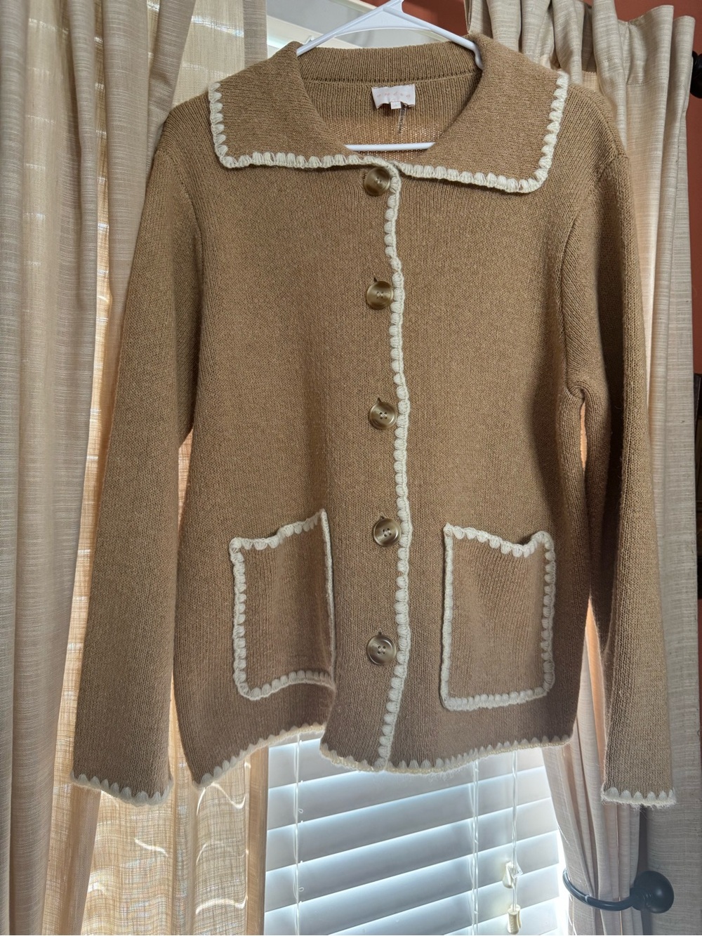entro Camel Knit Button-Front Cardigan with Cream Trim